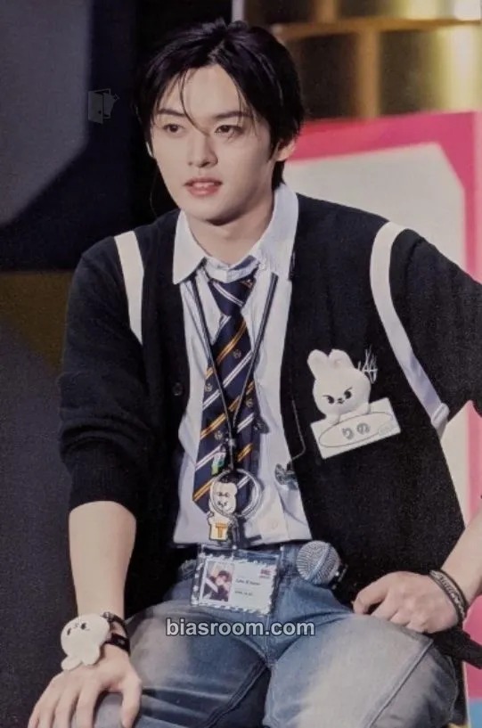 Lee Know SKZ Toy World Blu-Ray Photocard - Stray Kids - Stray Kids K-pop photocard