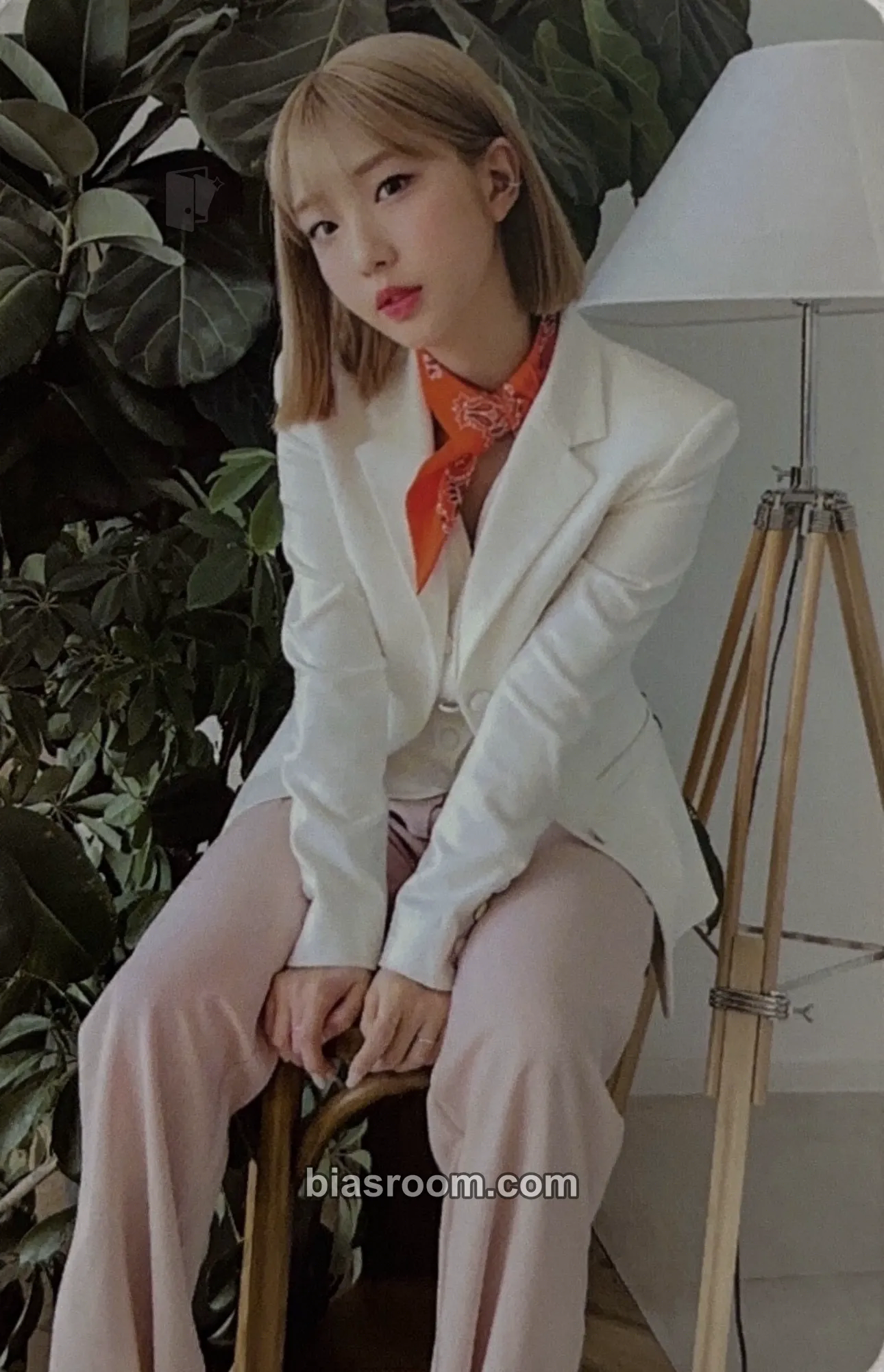 YeoJin 2021 Season's Greetings Photocard - LOONA - LOONA K-pop photocard