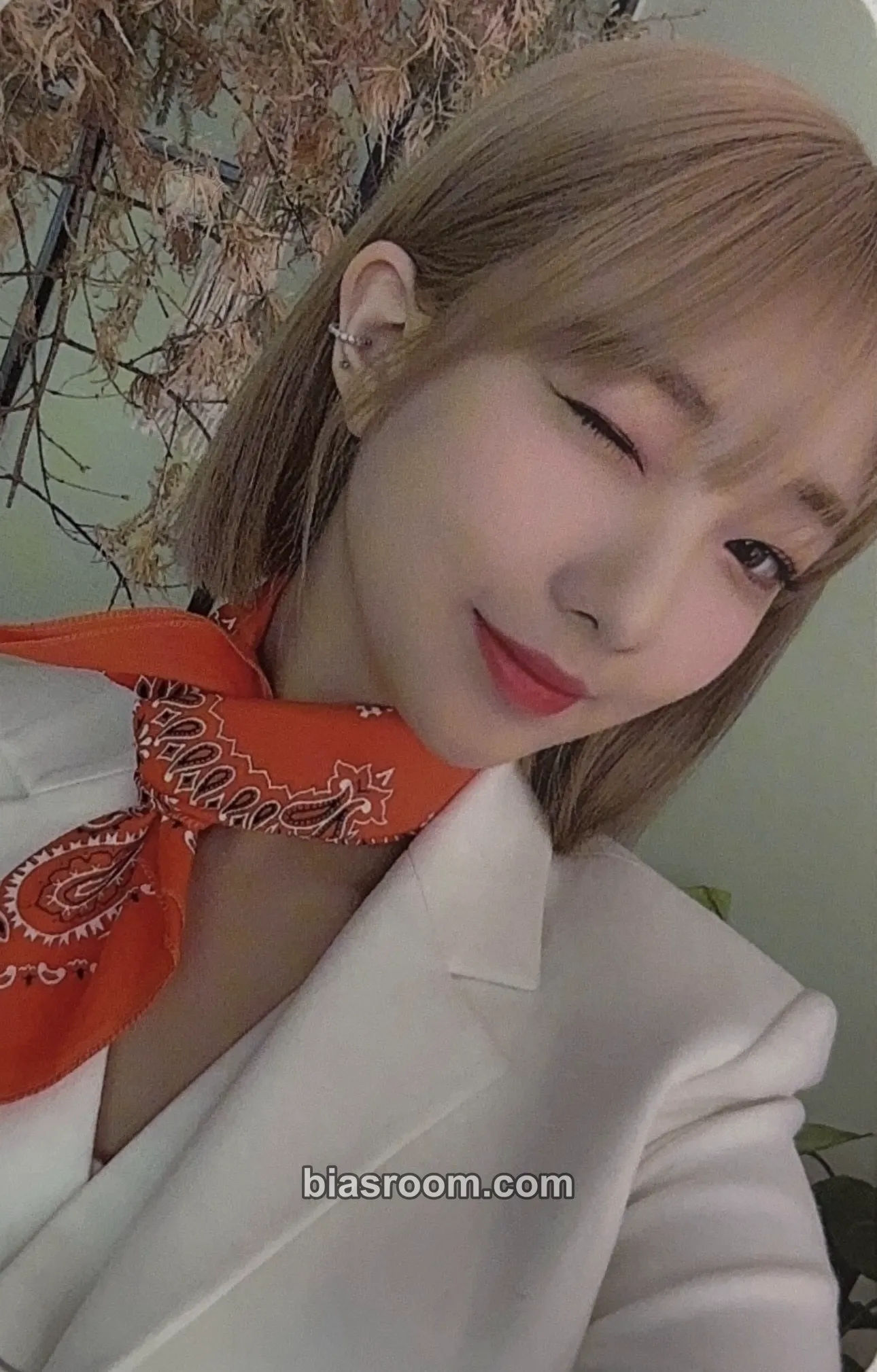 YeoJin 2021 Season's Greetings Photocard - LOONA - LOONA K-pop photocard