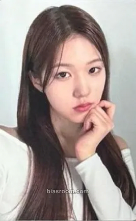 Yoon Jiyoon Bewants Japan Photocard - izna - izna K-pop photocard