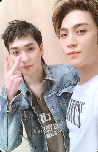 Romanticize Photocard - NU'EST - NU'EST K-pop photocard