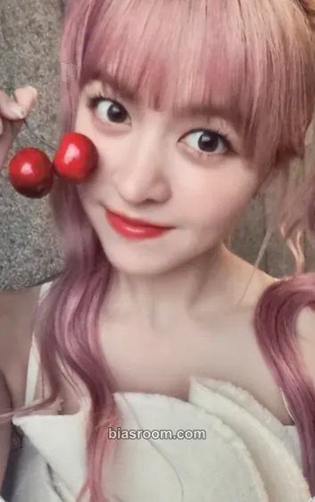 Lily A Midsummer’s NMIXX’s Dream Photocard - NMIXX - NMIXX K-pop photocard