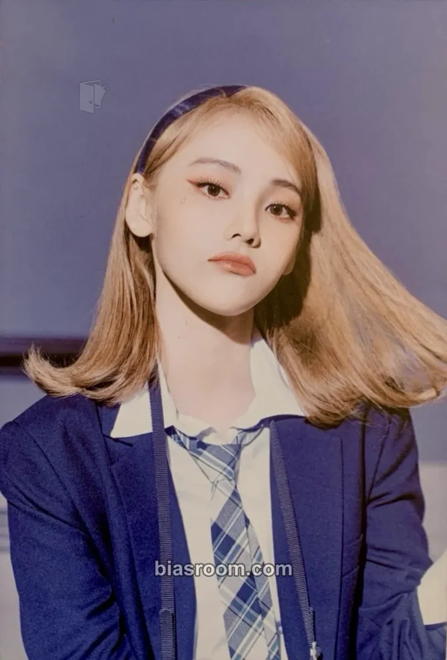 LOONA - JinSoul - 2022 Season's Greetings Other pob (pre-order benefit) season's greetings fanclub/membership postcard item set