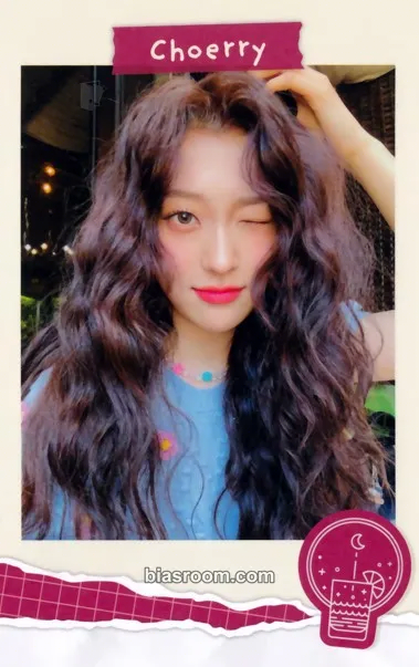Choerry 2022 Summer Package: LOONA's Vacation Photocard - LOONA - LOONA K-pop photocard