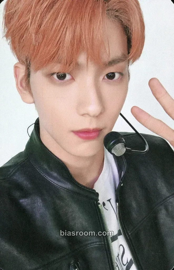 Soobin Hyperfocus: VR Concert Photocard - TOMORROW X TOGETHER - TOMORROW X TOGETHER K-pop photocard
