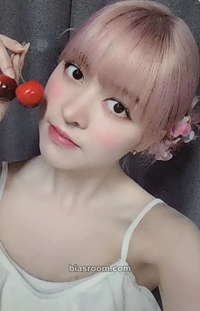 Lily A Midsummer’s NMIXX’s Dream Photocard - NMIXX - NMIXX K-pop photocard