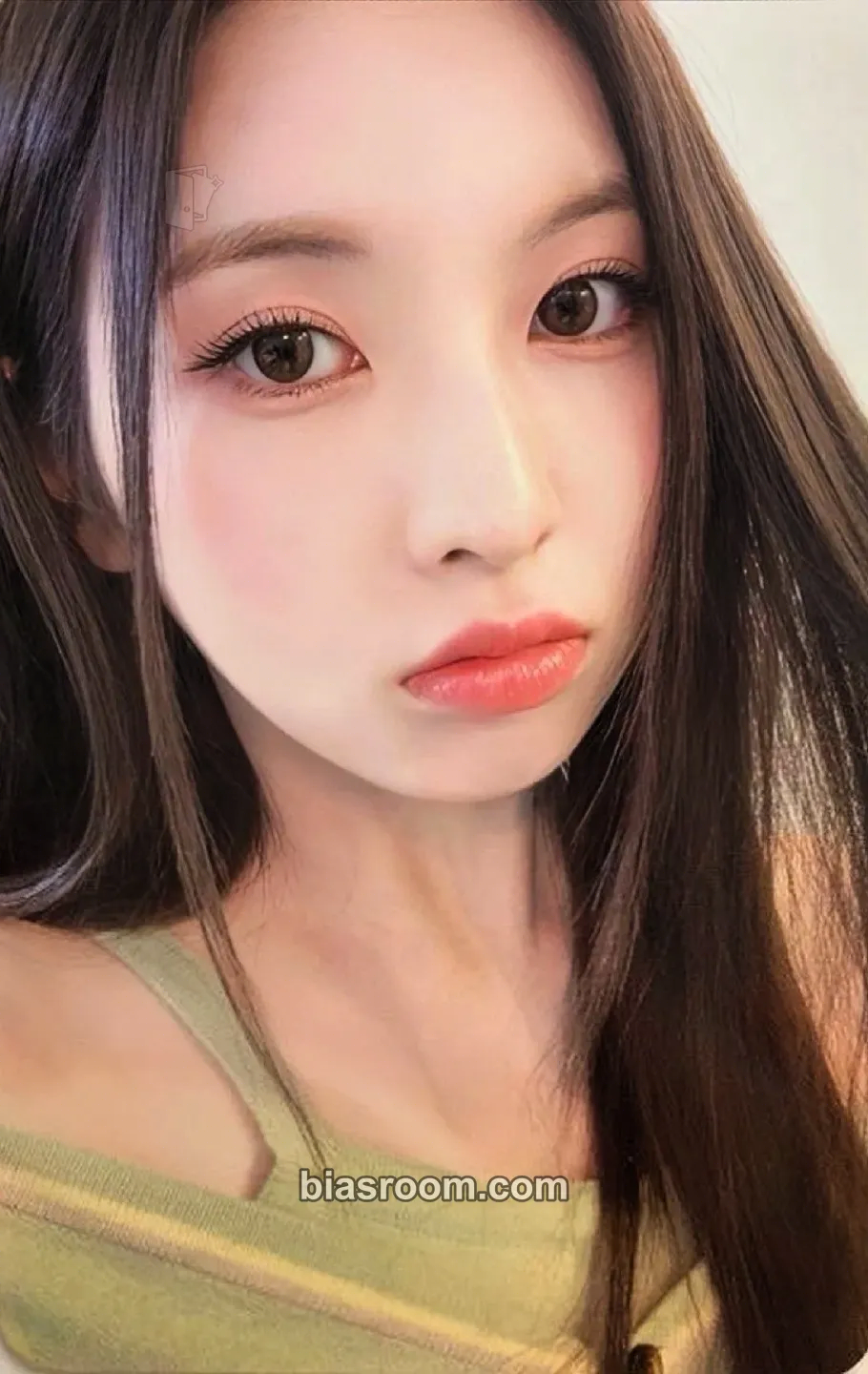 Bae ENTWURF Photocard - NMIXX - NMIXX K-pop photocard