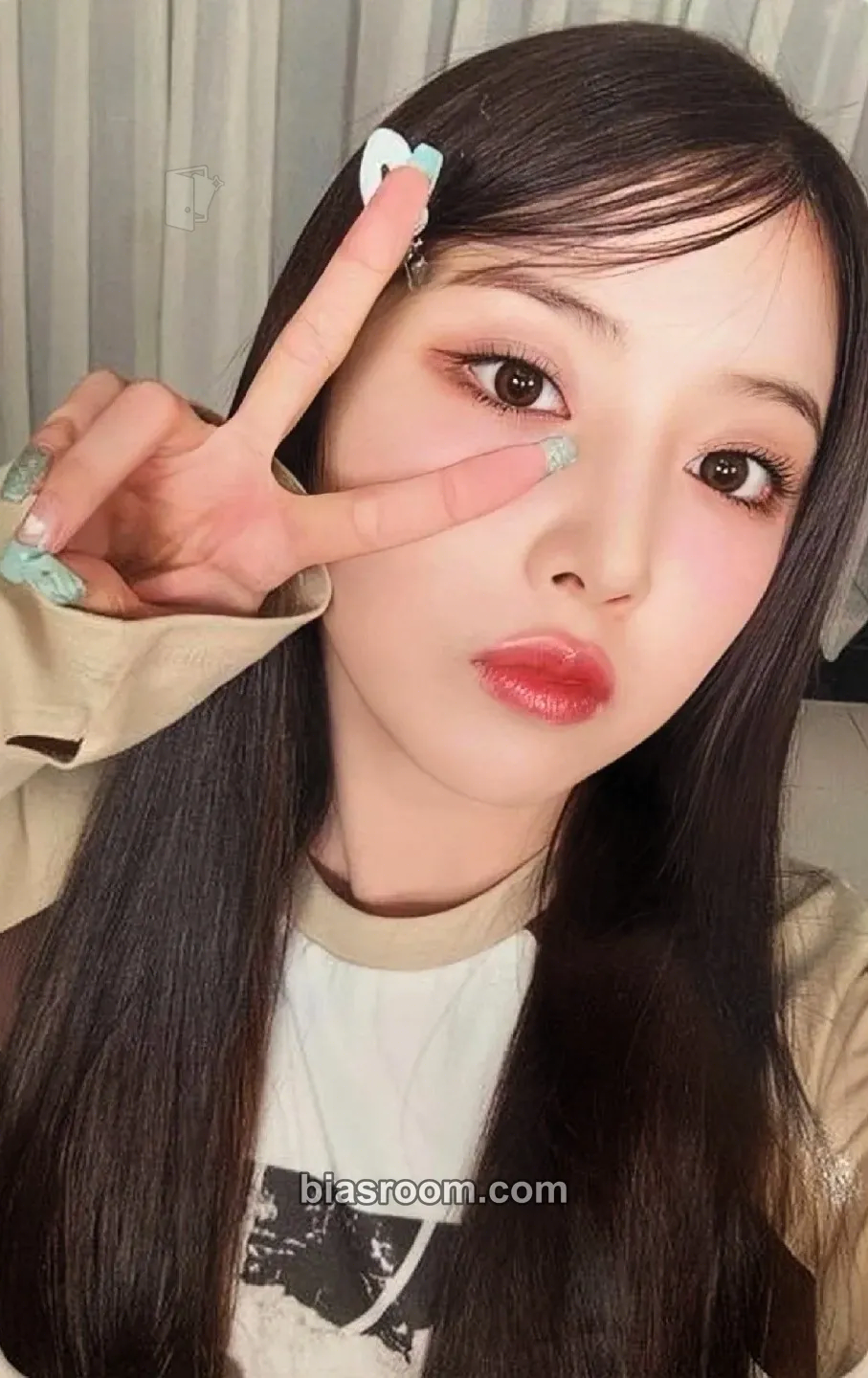 Jiwoo ENTWURF Photocard - NMIXX - NMIXX K-pop photocard