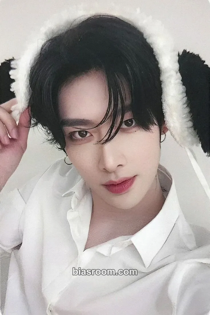 Ricky Blue Paradise Photocard - ZEROBASEONE - ZEROBASEONE K-pop photocard