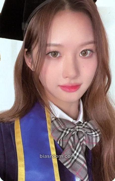 Sullyoon NSWER 1st Generation - Qualified Photocard - NMIXX - NMIXX K-pop photocard