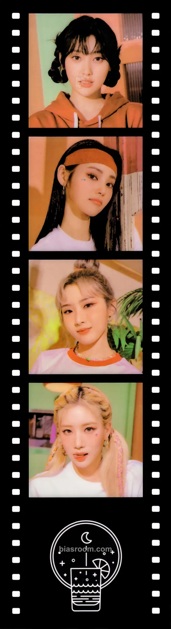 2022 Summer Package: LOONA's Vacation Photocard - LOONA - LOONA K-pop photocard