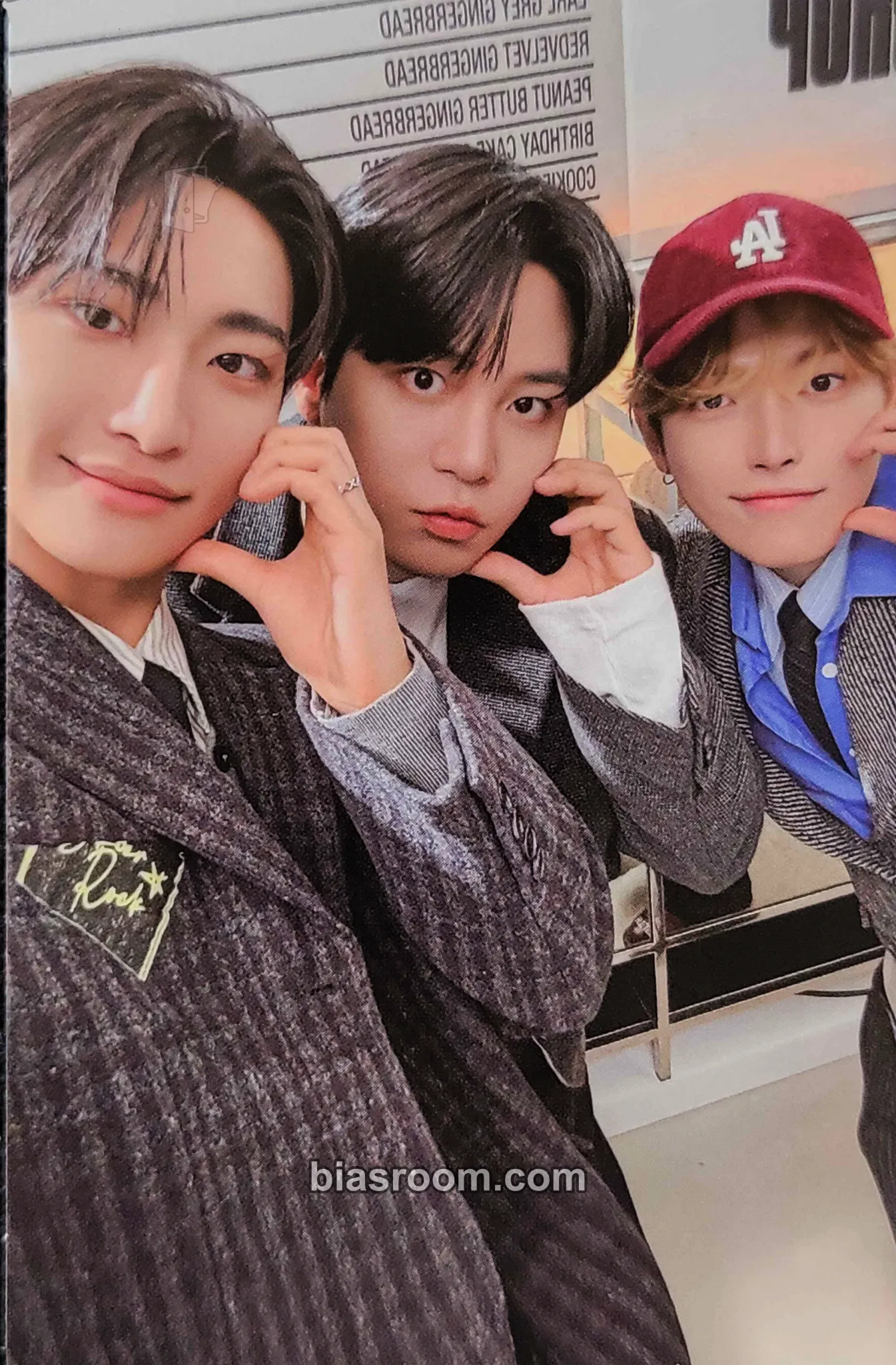 2026 Season's Greetings - Pastry Shop Photocard - ATEEZ - ATEEZ K-pop photocard