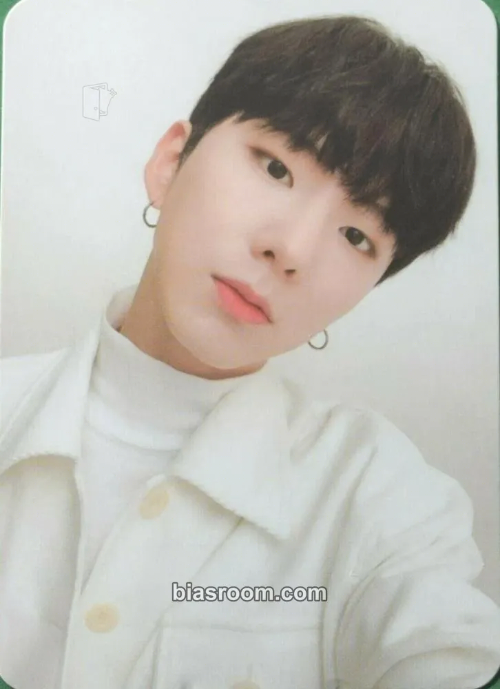 Kihyun 2020 Season's Greetings - Every 'MON'th Photocard - MONSTA X - MONSTA X K-pop photocard
