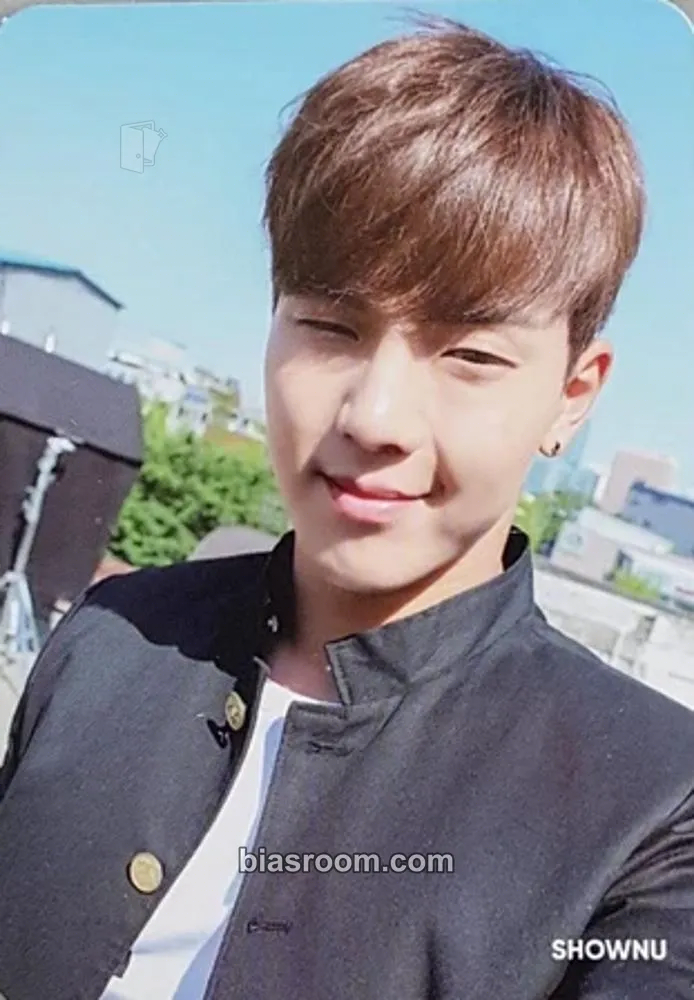 Shownu 2018 World Tour - The Connect Photocard - MONSTA X - MONSTA X K-pop photocard