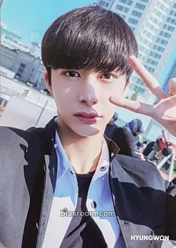 Hyungwon 2018 World Tour - The Connect Photocard - MONSTA X - MONSTA X K-pop photocard