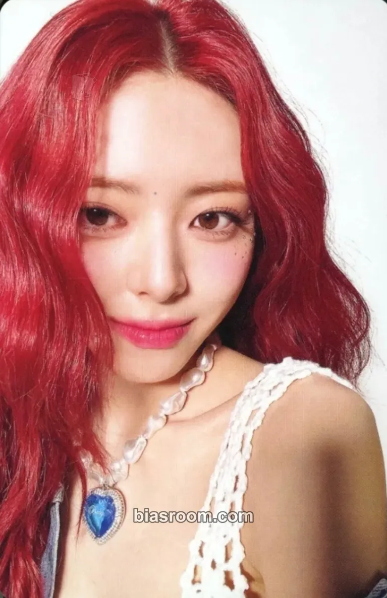 Yuna Algorhythm Photocard - ITZY - ITZY K-pop photocard