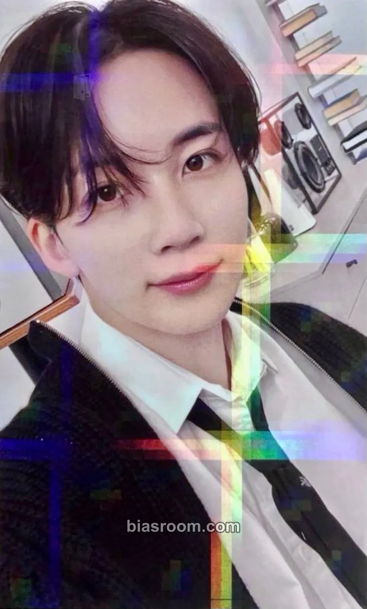 Jeonghan 17 IS RIGHT HERE Photocard - SEVENTEEN - SEVENTEEN K-pop photocard