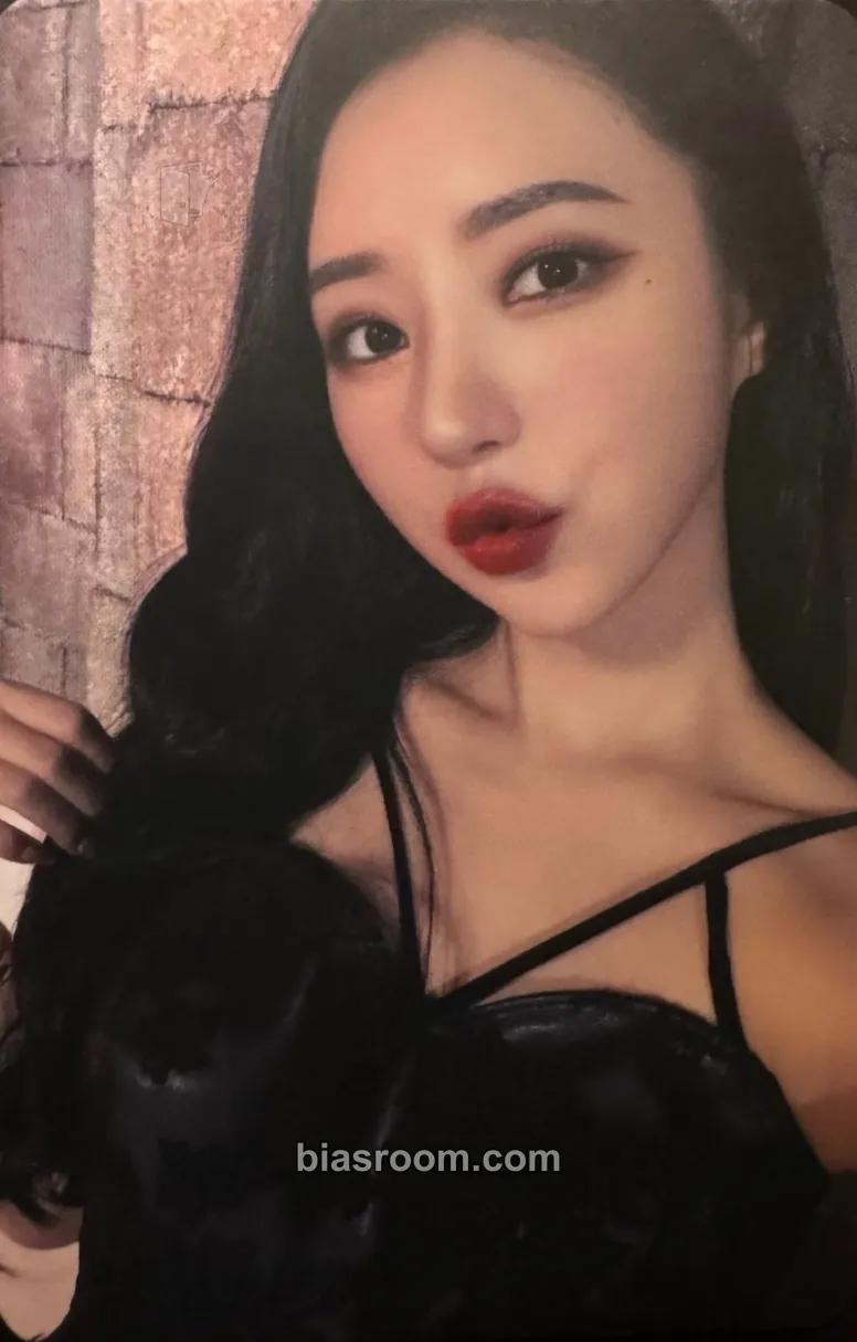 SuA VillainS Photocard - Dreamcatcher - Dreamcatcher K-pop photocard