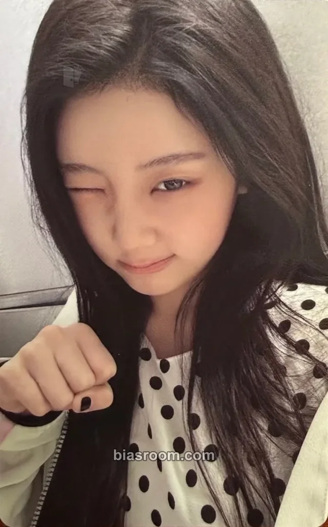 ILLIT - Wonhee - NOT CUTE ANYMORE Album walmart exclusive