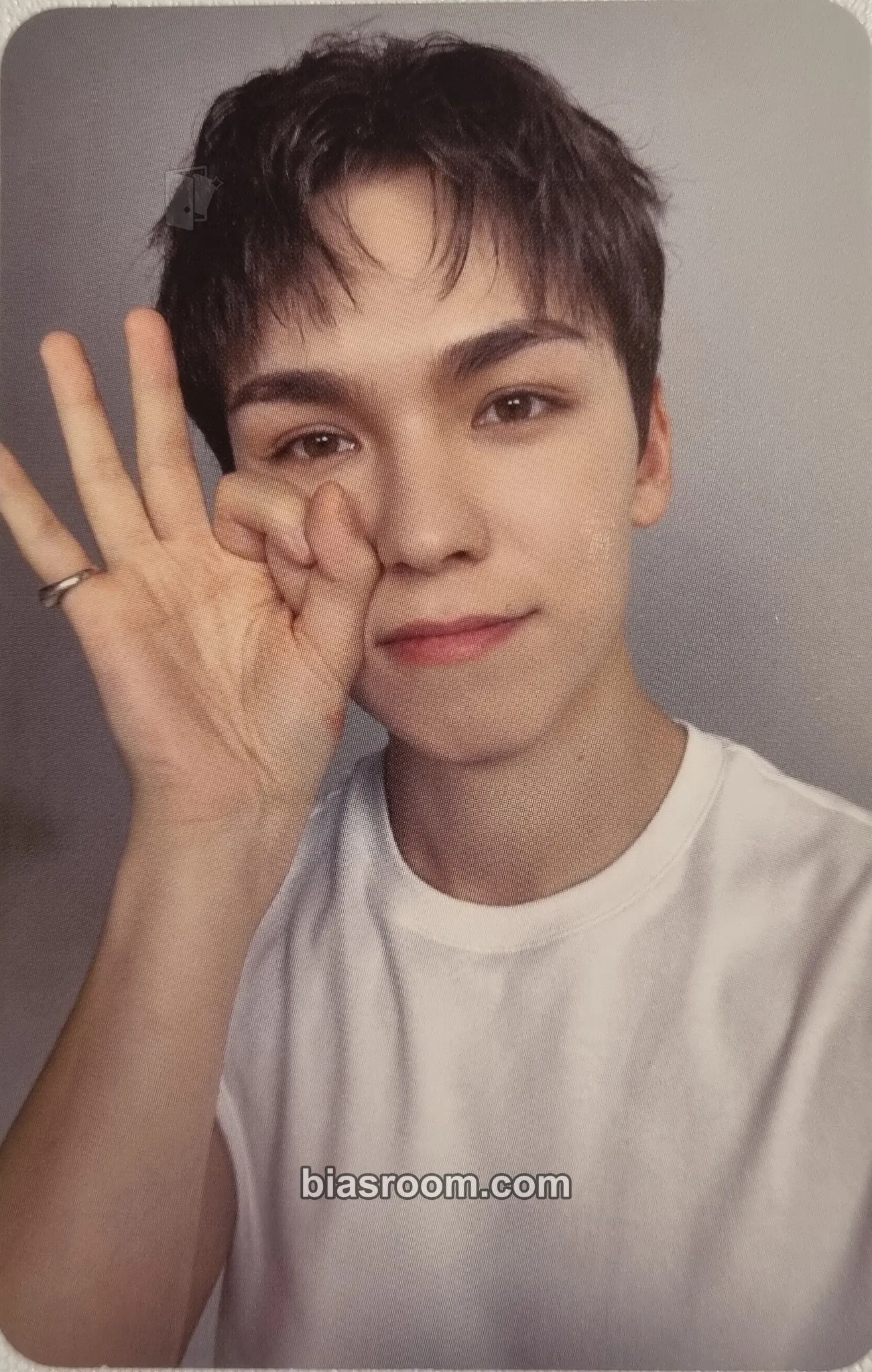 Vernon 17 IS RIGHT HERE Photocard - SEVENTEEN - SEVENTEEN K-pop photocard