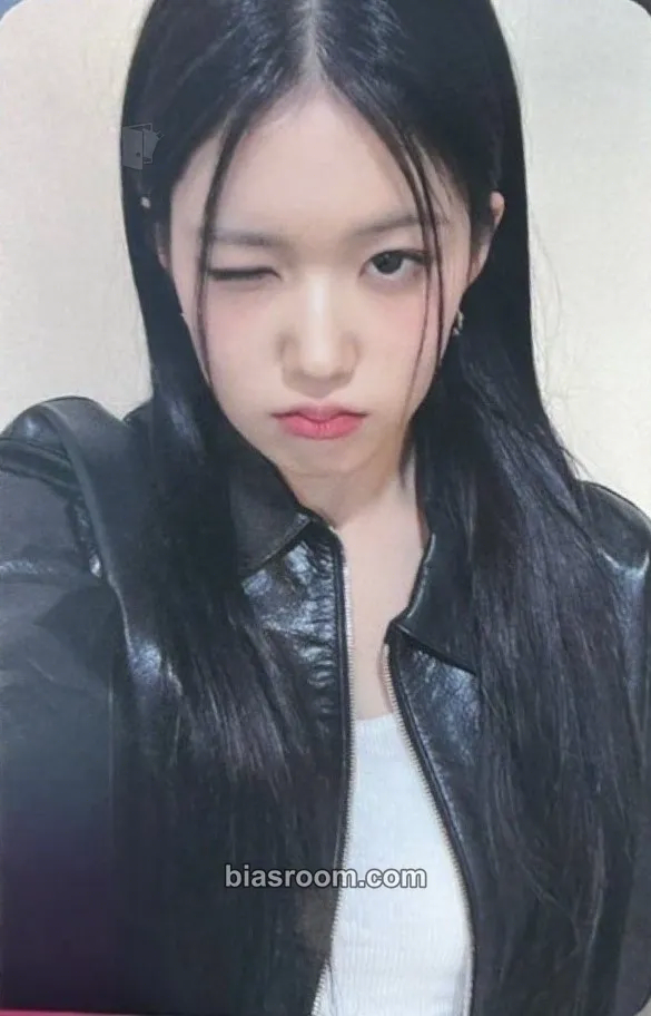 Yoon Jiyoon SBS Gayo Daejeon 2024 Photocard - izna - izna K-pop photocard