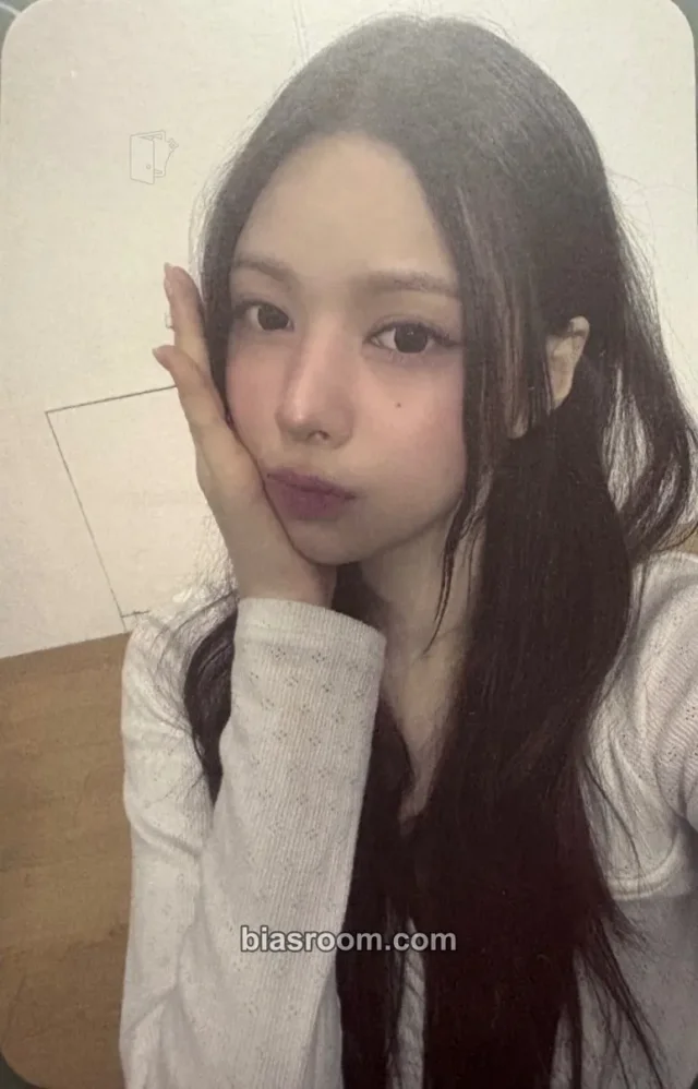 UDTT - Han Chaehee  - School Rush Album pob (pre-order benefit) daily duck