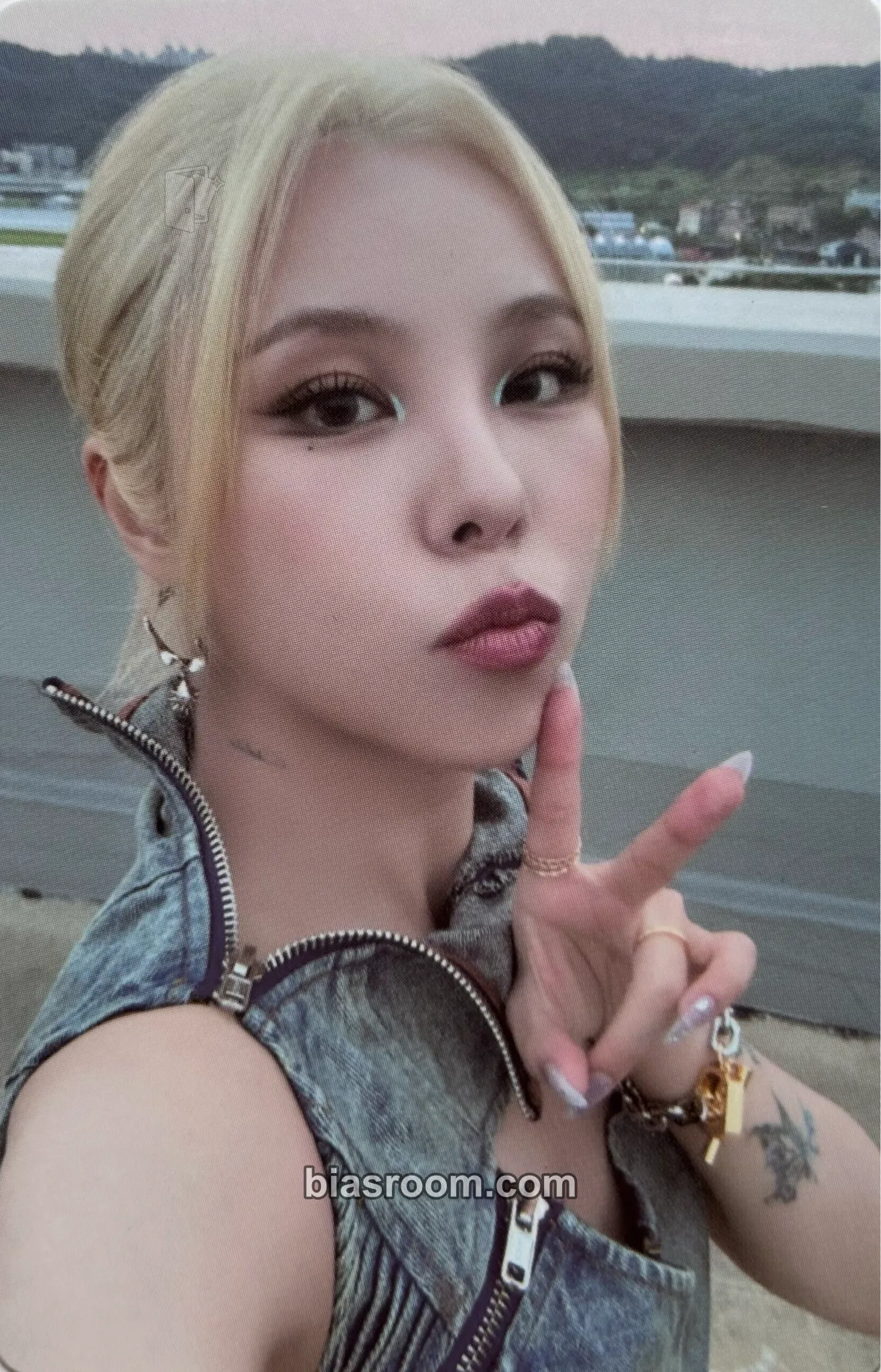 Wheein In the Mood Photocard - MAMAMOO - MAMAMOO K-pop photocard