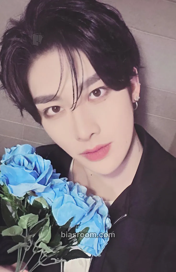 Ricky 2nd Anniversary Pop-up 'Our BLUE Bakery' Photocard - ZEROBASEONE - ZEROBASEONE K-pop photocard