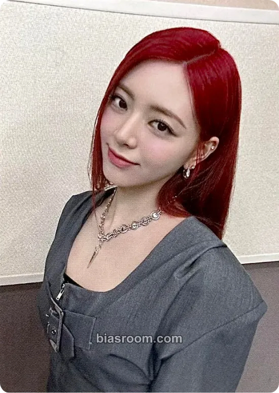 Yuna Algorhythm Photocard - ITZY - ITZY K-pop photocard