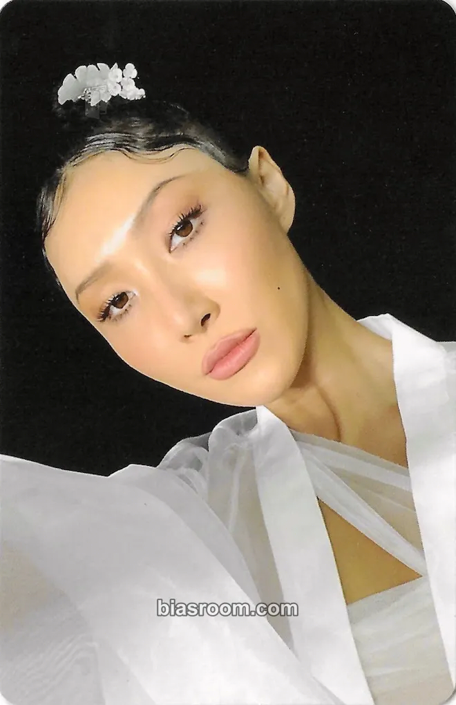 Hwasa Guilty Pleasure Photocard - MAMAMOO - MAMAMOO K-pop photocard