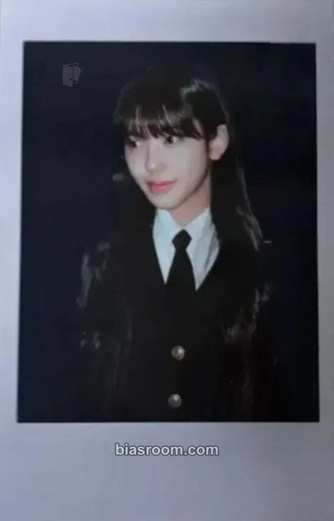 Koko Dear. naya, From. izna Photocard - izna - izna K-pop photocard