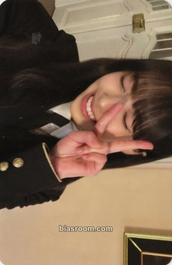 Koko Dear. naya, From. izna Photocard - izna - izna K-pop photocard