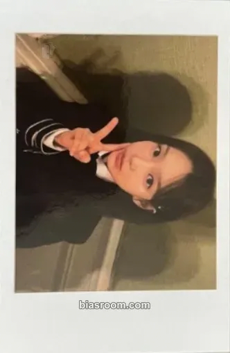 Ryu Sarang Dear. naya, From. izna Photocard - izna - izna K-pop photocard