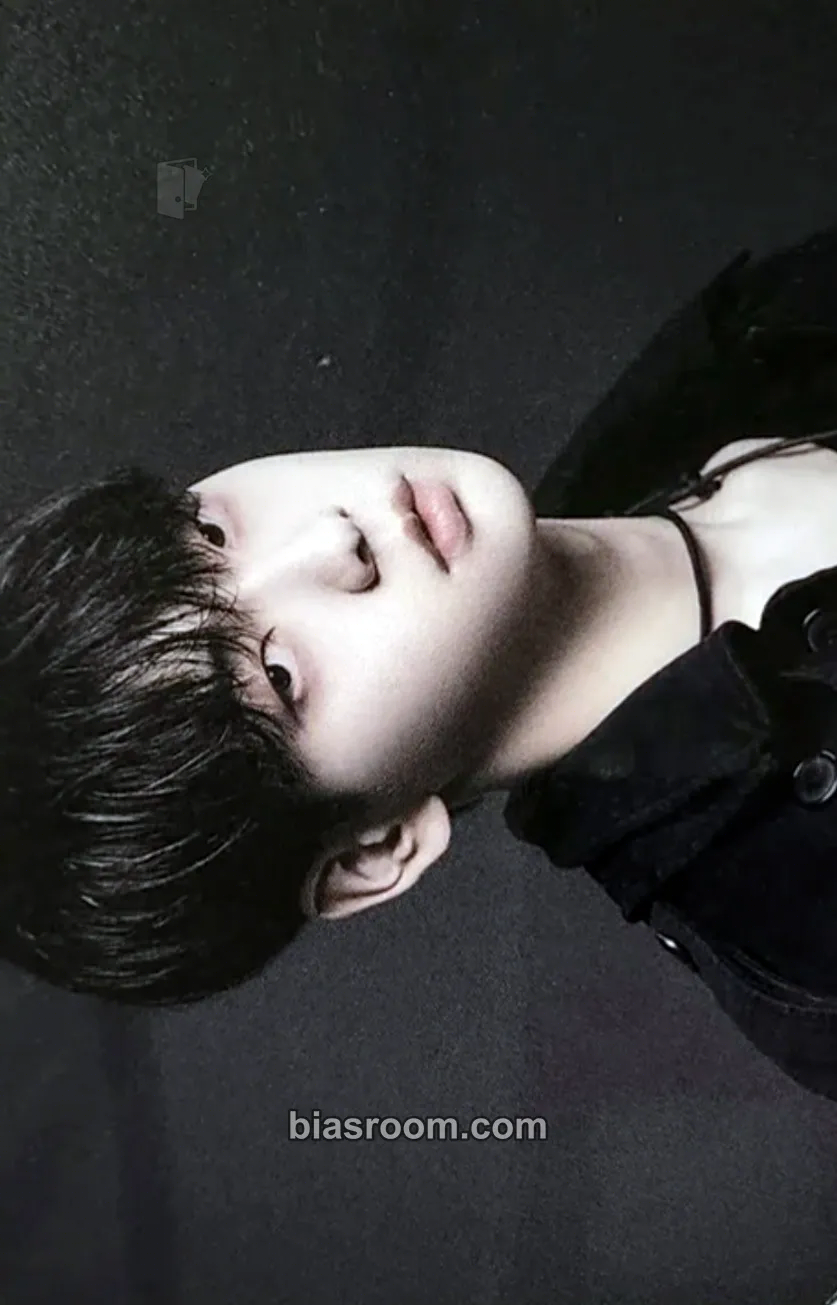 Soobin GOOD BOY GONE BAD Photocard - TOMORROW X TOGETHER - TOMORROW X TOGETHER K-pop photocard