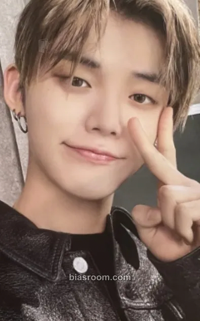 Yeonjun GOOD BOY GONE BAD Photocard - TOMORROW X TOGETHER - TOMORROW X TOGETHER K-pop photocard