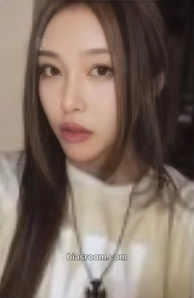 Min Jiwoon - Min Jiwoon - Pink, then grey Album album photocard korean album solo album