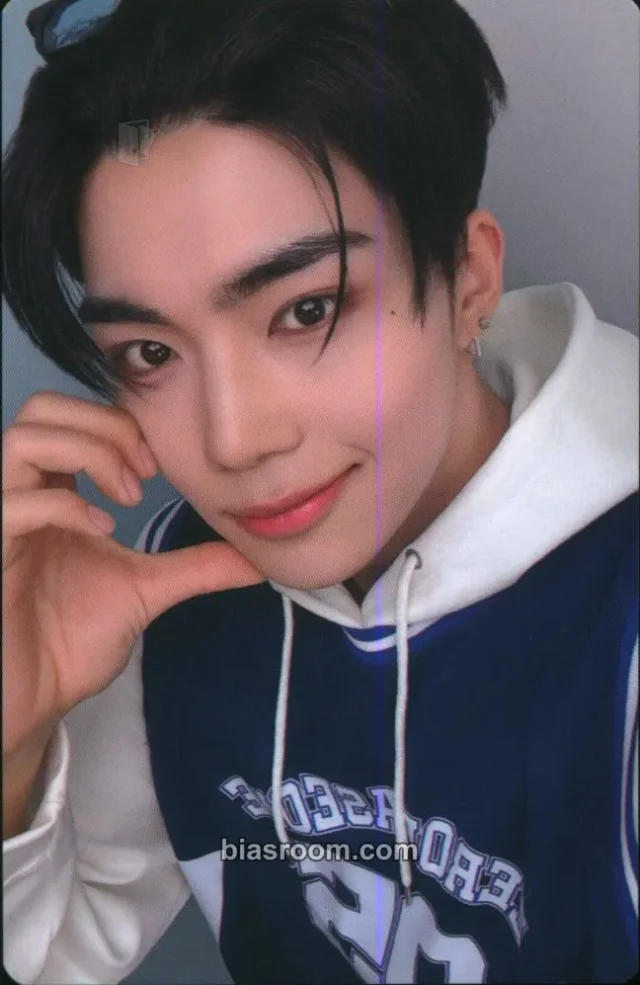ZEROBASEONE - Gunwook - KCON Japan 2025 Event trading card A version
