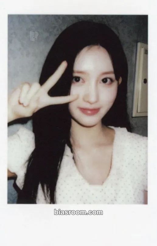 Gaeul IVE EMPATHY Photocard - IVE - IVE K-pop photocard
