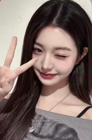 Wonyoung IVE EMPATHY Photocard - IVE - IVE K-pop photocard
