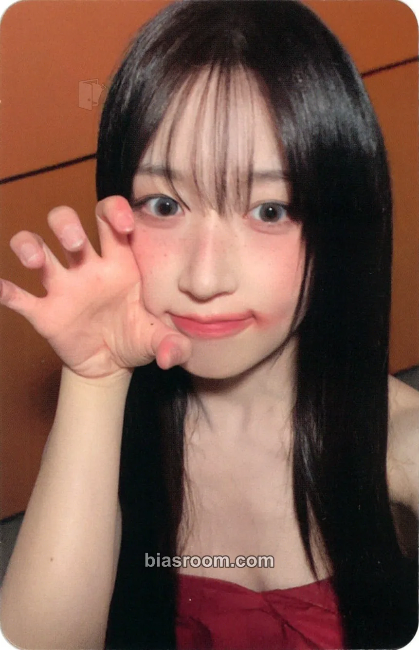 Haewon Blue Valentine Photocard - NMIXX - NMIXX K-pop photocard