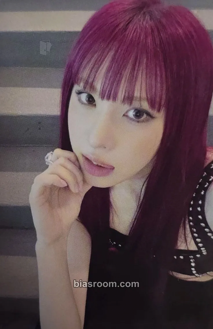 Bae Blue Valentine Photocard - NMIXX - NMIXX K-pop photocard