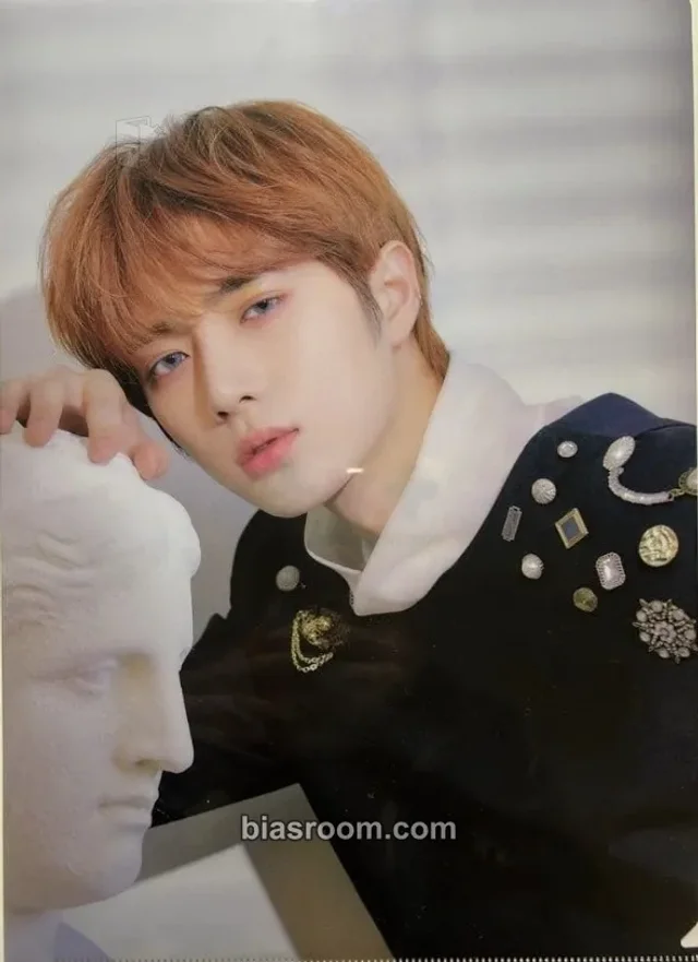 TOMORROW X TOGETHER - Beomgyu - GOOD BOY GONE BAD Album pop-up store japan exclusive merch photocard clear file random photocard