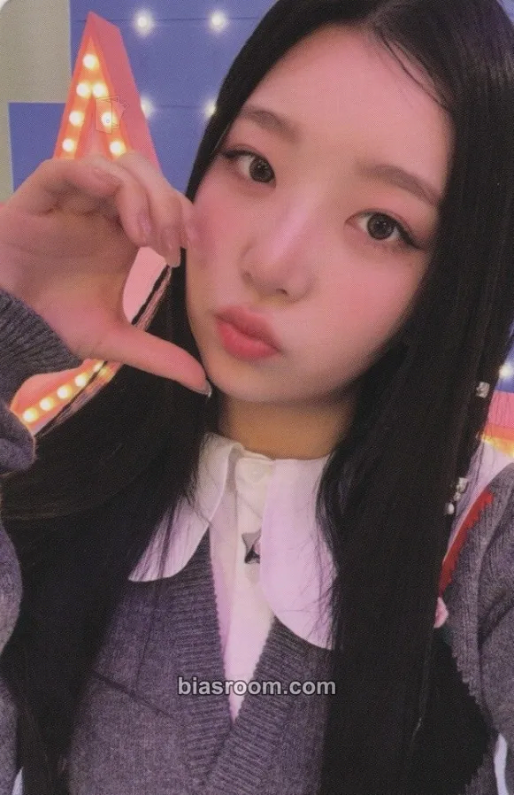 De_Hana The A(e)nd Photocard - Cosmosy - Cosmosy K-pop photocard