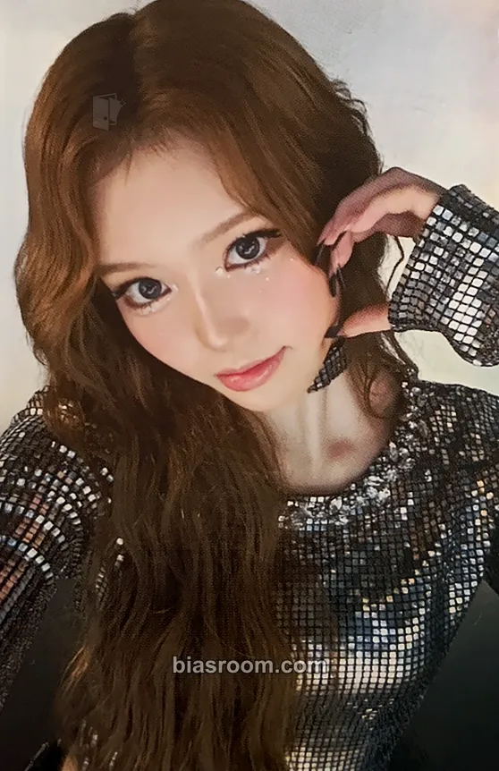 Jeong Saebi Not Just Pretty Photocard - izna - izna K-pop photocard