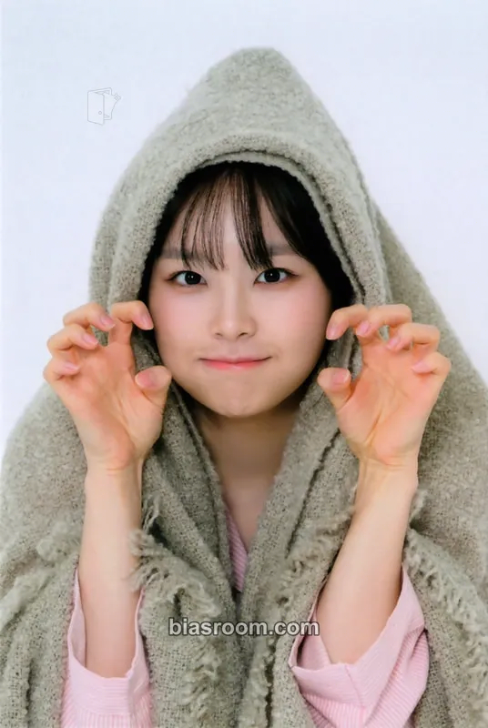 Chuu KKOTI 2nd Membership Photocard - Chuu K-pop photocard