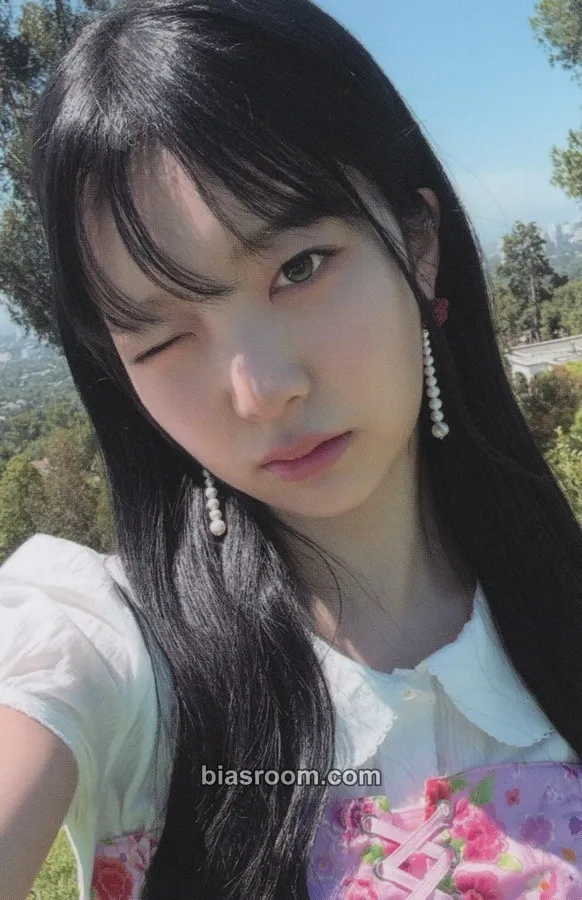 De_Hana The A(e)nd Photocard - Cosmosy - Cosmosy K-pop photocard
