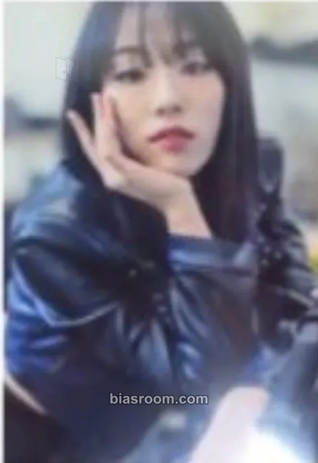 Queenz Eye - Wonchae - Queenz Table Album pob (pre-order benefit) fansign apple music