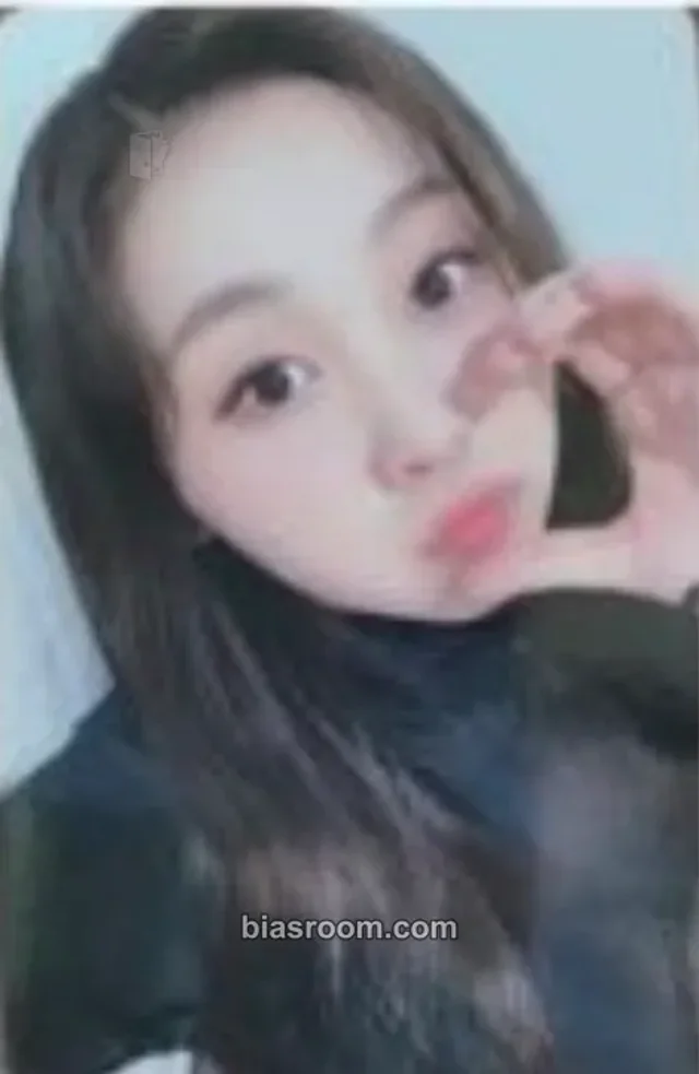 Queenz Eye - Jenna - Queenz Table Album pob (pre-order benefit) fansign