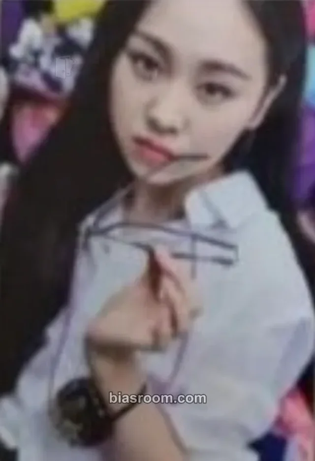 Queenz Eye - Jenna - Queenz Table Album pob (pre-order benefit) fansign