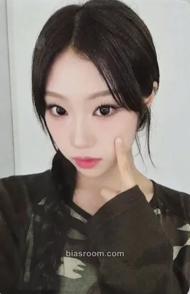 Choi Jungeun Not Just Pretty Photocard - izna - izna K-pop photocard